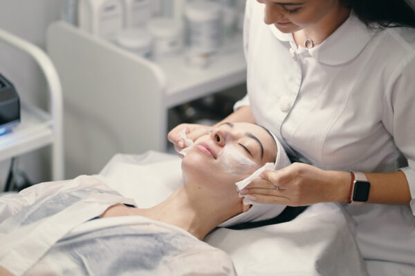 Signature Organic Facial